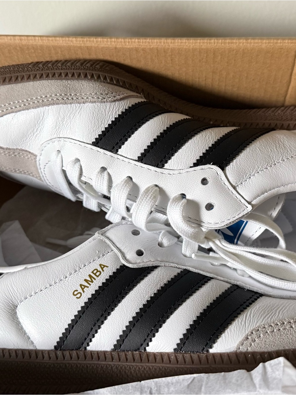 adidas Samba Men's White Black Low-Top Sneakers with Gum Sole